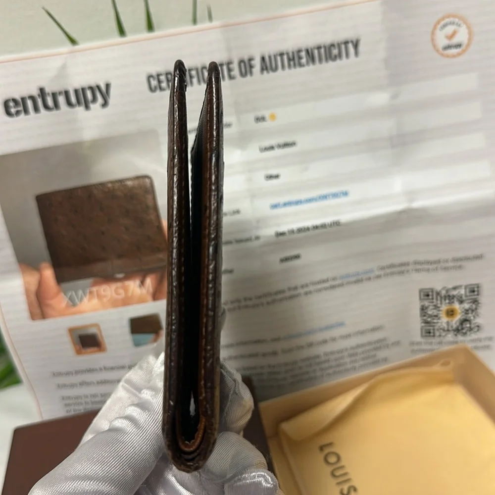 🛍️HOST PICK🎁 Authentic LOUIS VUITTON Ostrich Bifold Wallet,Rare Piece, PreOwned - Picture 13 of 17
